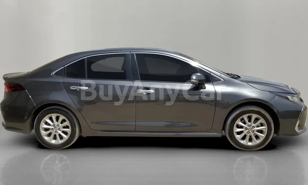 Vehicle photo 4
