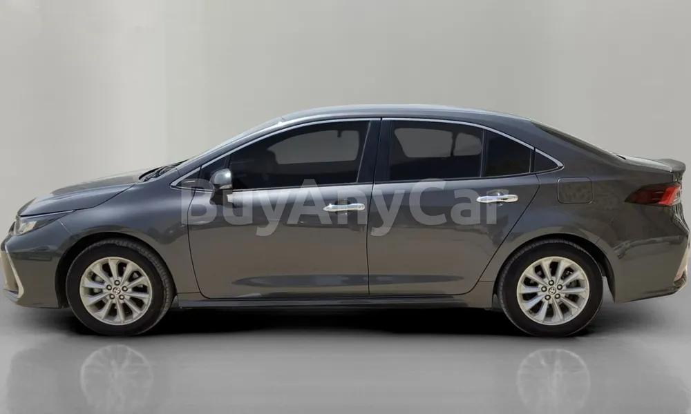 Vehicle photo 3