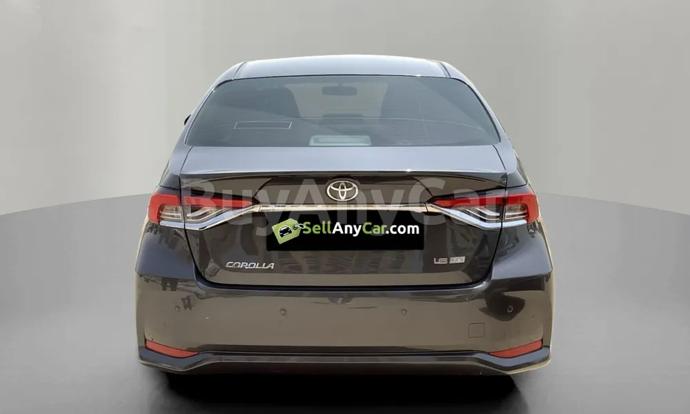 Vehicle photo 2
