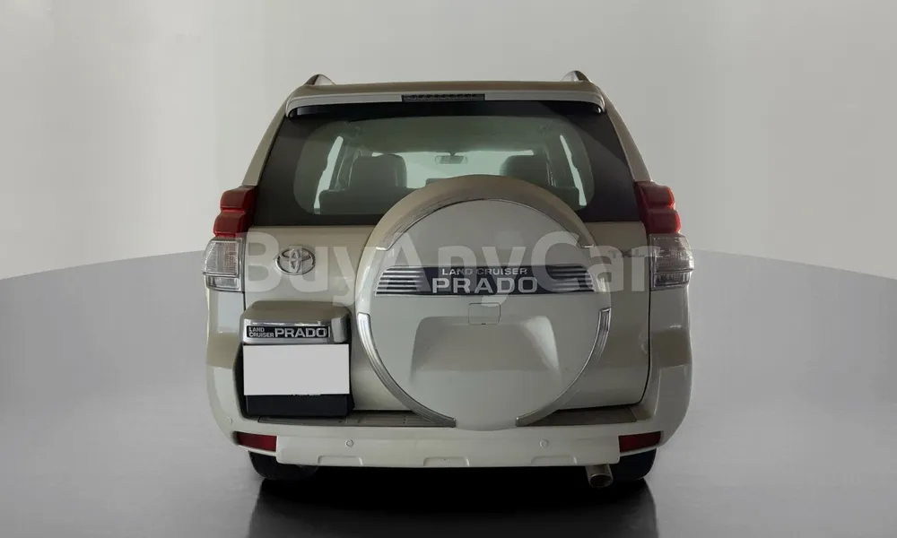 Vehicle photo 2