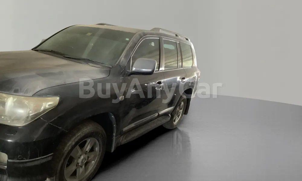 Vehicle photo 3