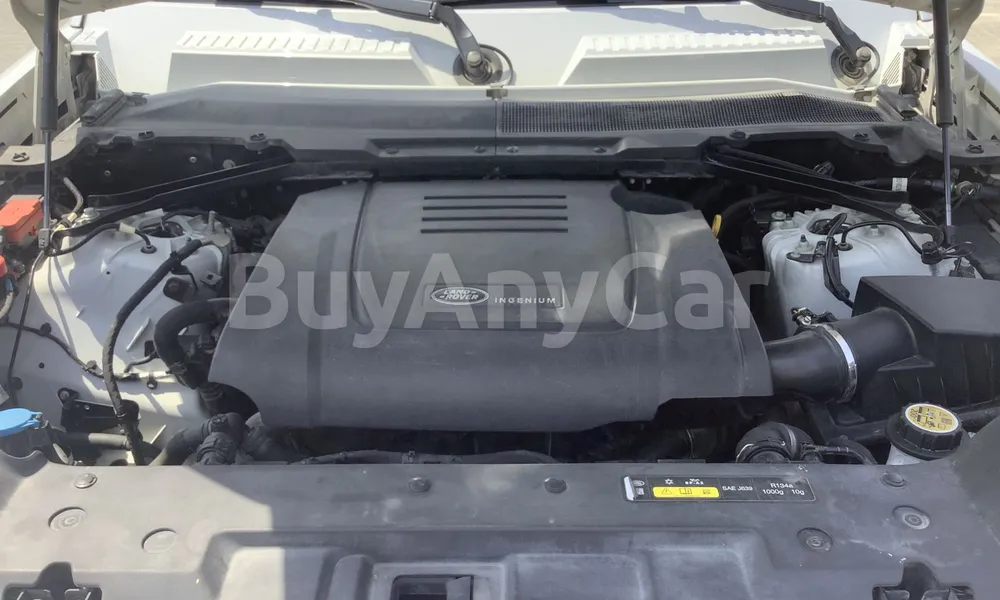 Vehicle photo 7