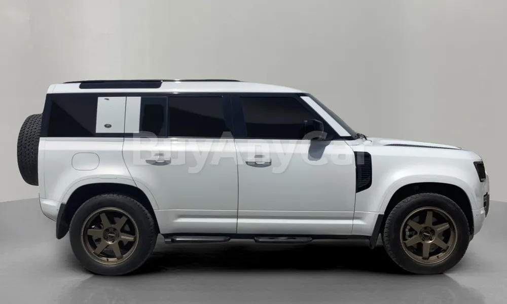 Vehicle photo 3