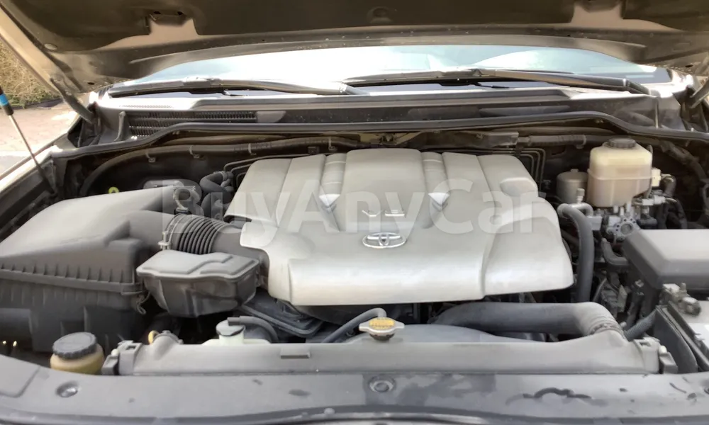 Vehicle photo 6