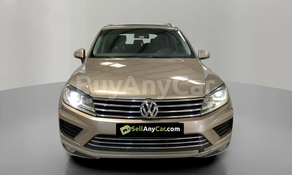 Vehicle photo 1