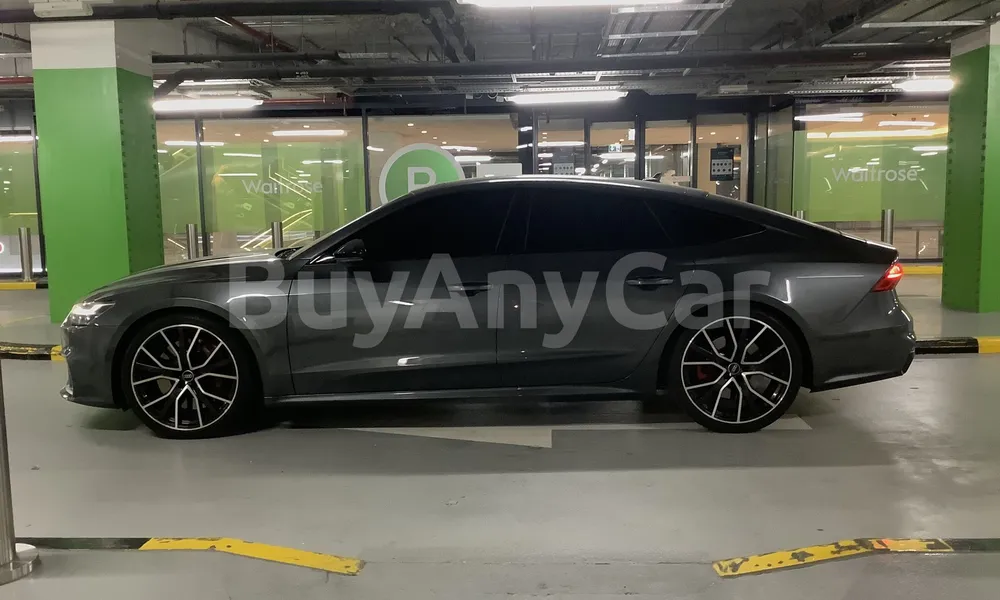Vehicle photo 4