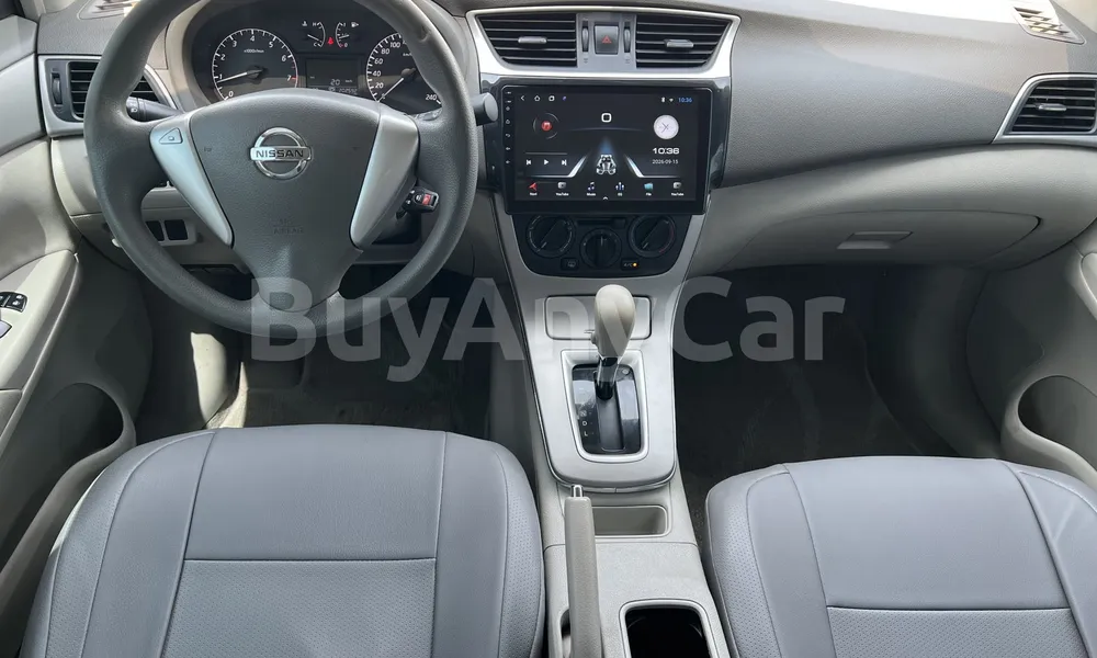 Vehicle photo 8
