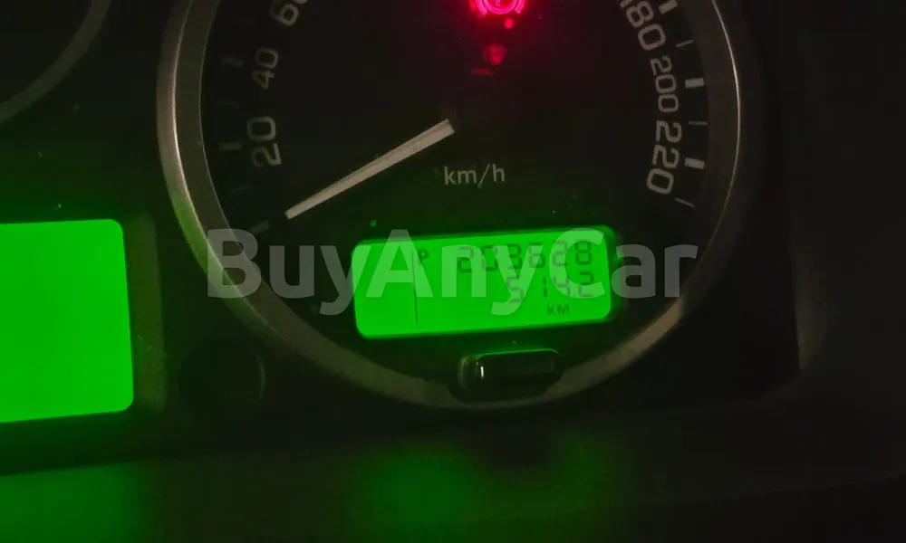 Vehicle photo 5
