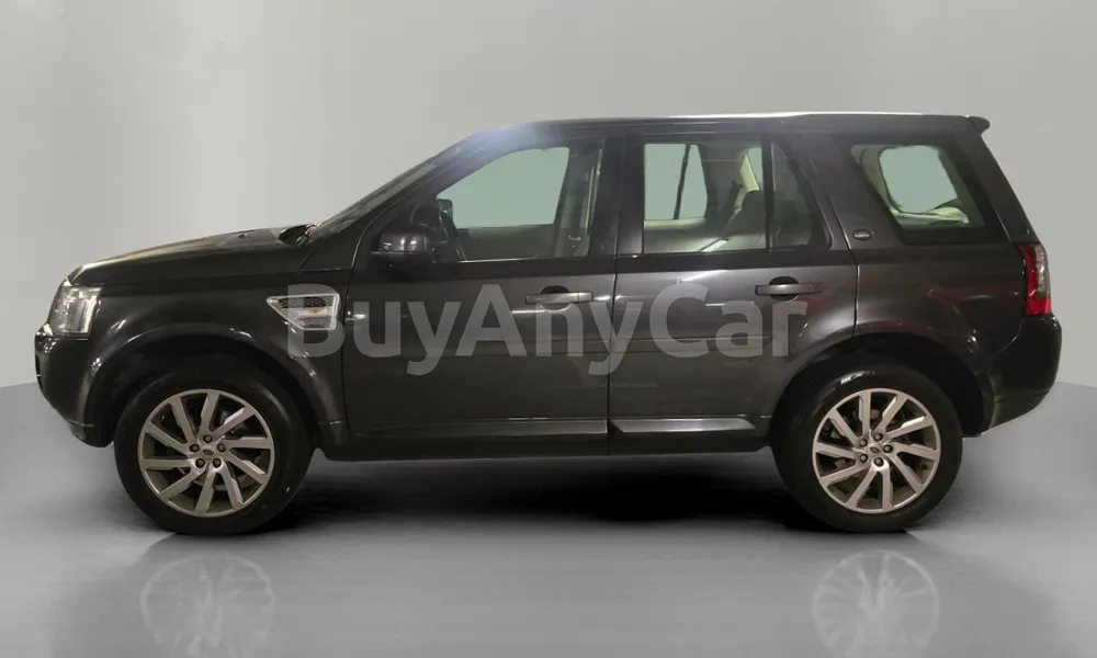 Vehicle photo 4