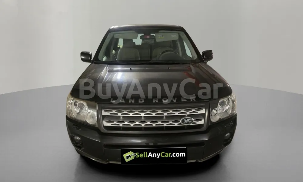 Vehicle photo 1