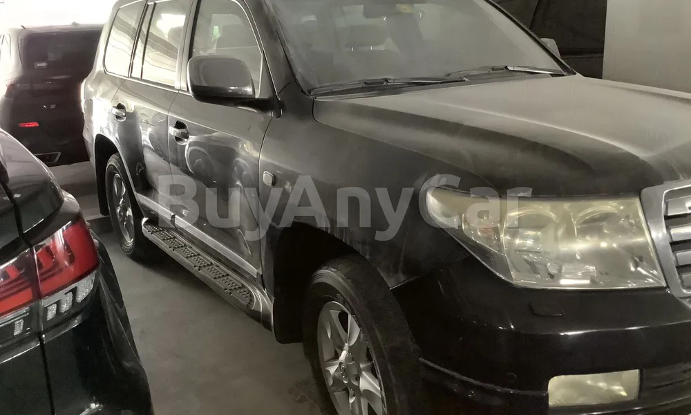 Vehicle photo 3