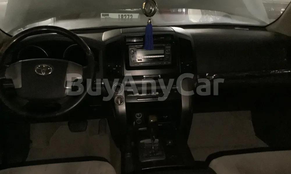 Vehicle photo 8