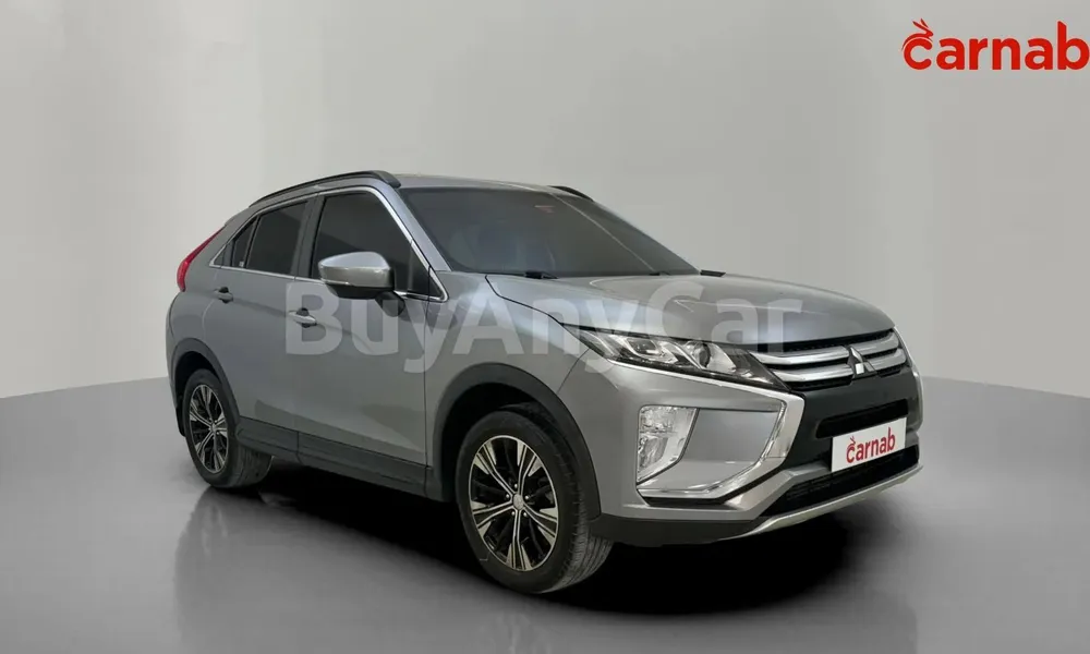 Vehicle photo 12