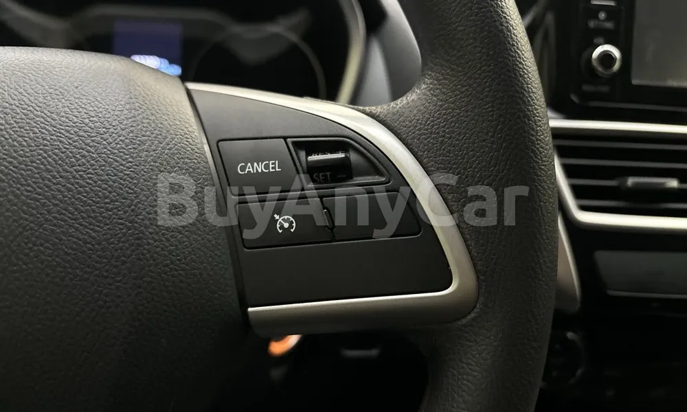 Vehicle photo 14