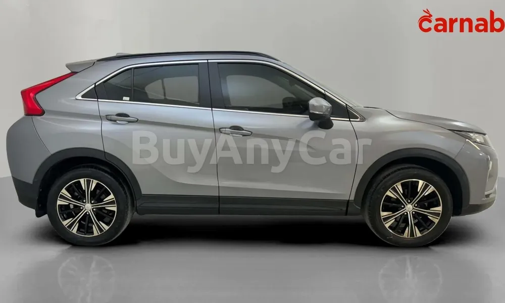 Vehicle photo 6