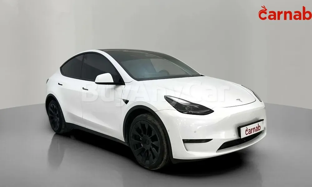 Vehicle photo 8