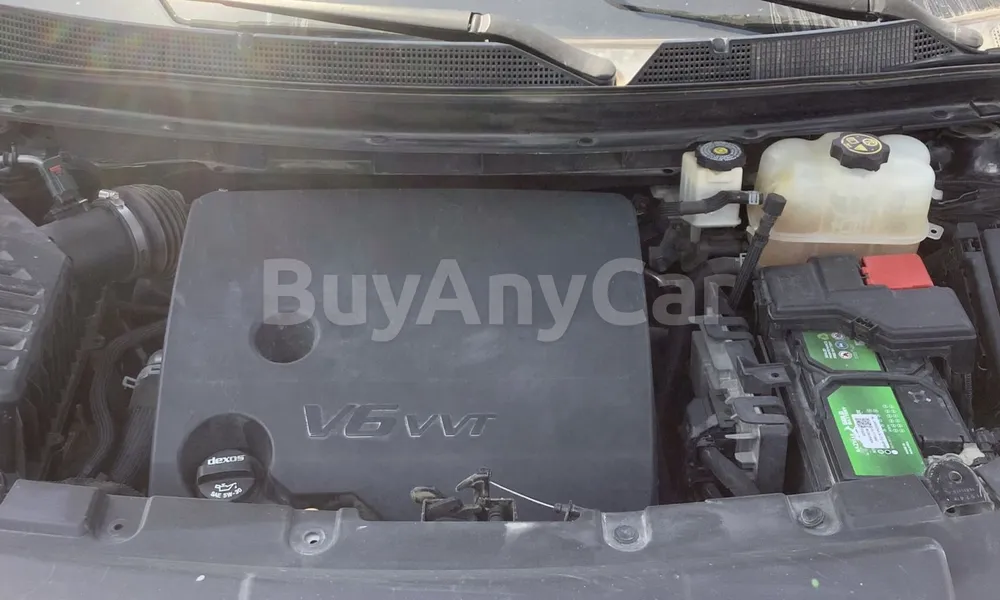 Vehicle photo 5
