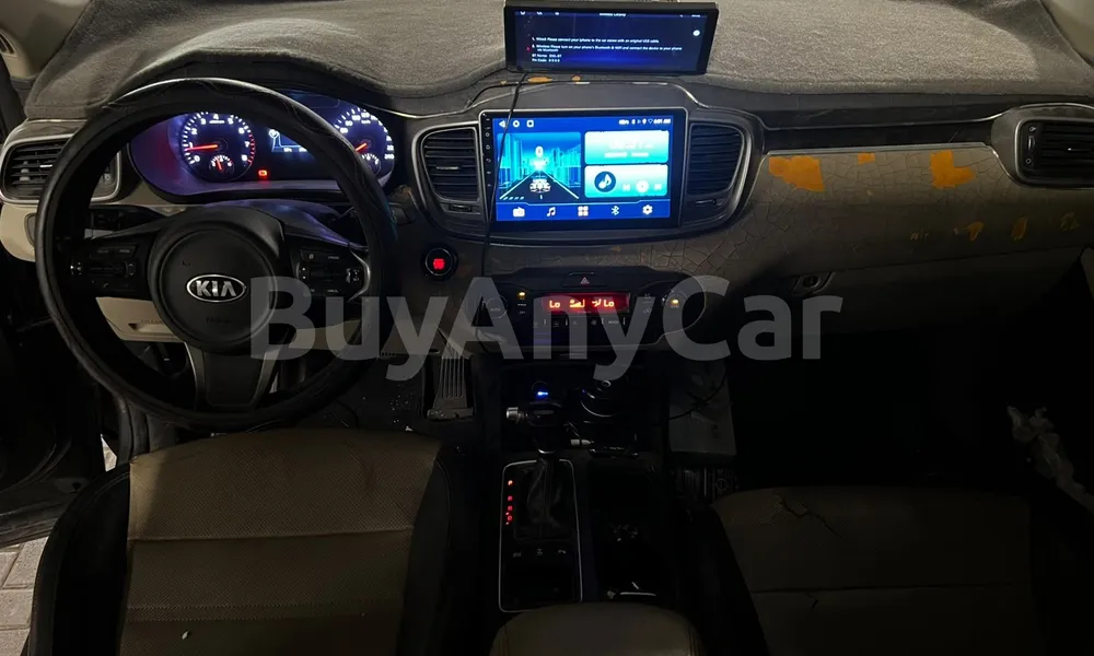 Vehicle photo 7