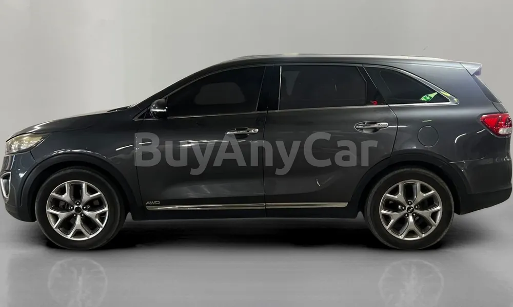 Vehicle photo 4