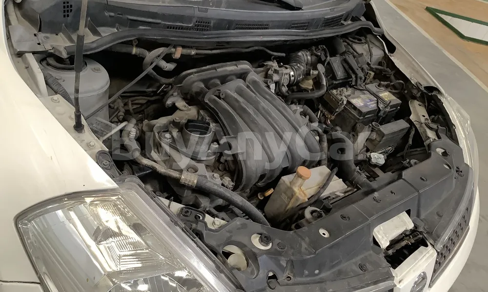 Vehicle photo 7