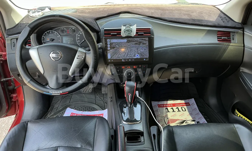 Vehicle photo 8
