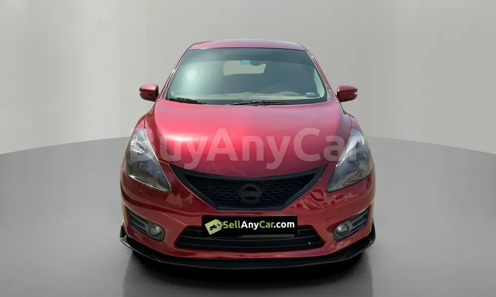 Vehicle photo 1