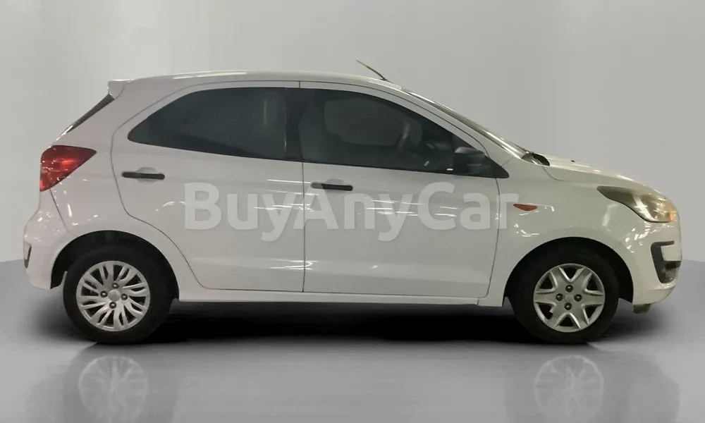 Vehicle photo 3