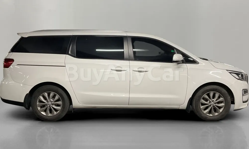 Vehicle photo 3