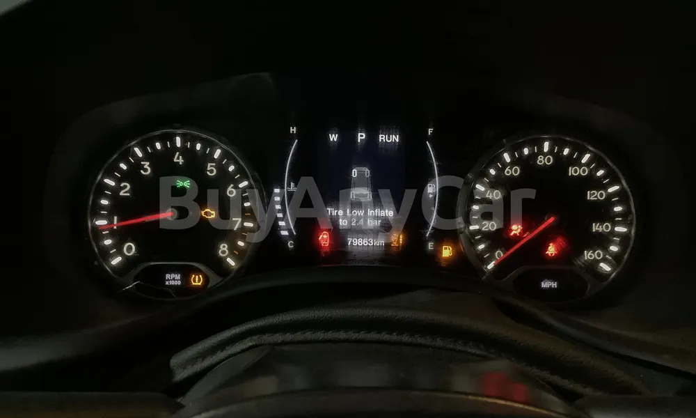 Vehicle photo 7