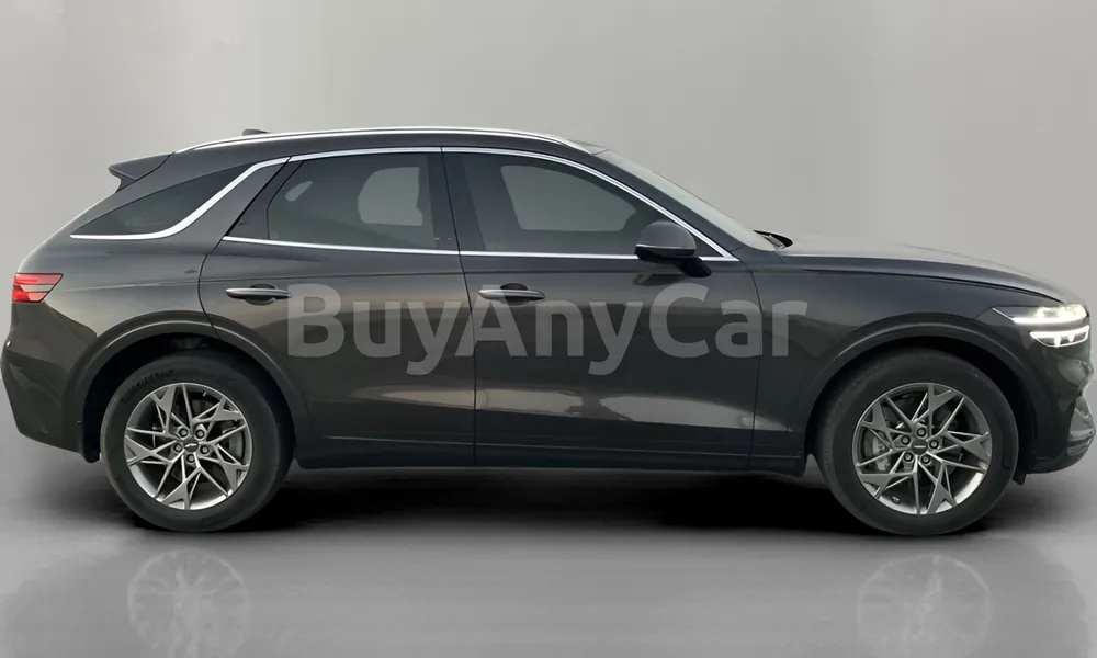 Vehicle photo 3
