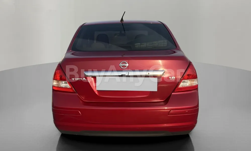 Vehicle photo 2