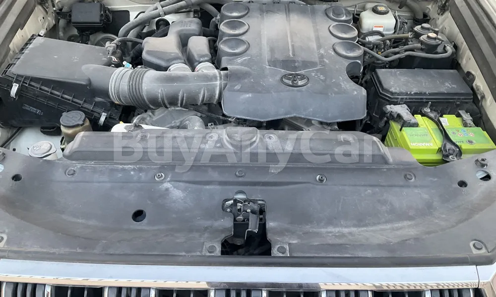 Vehicle photo 6