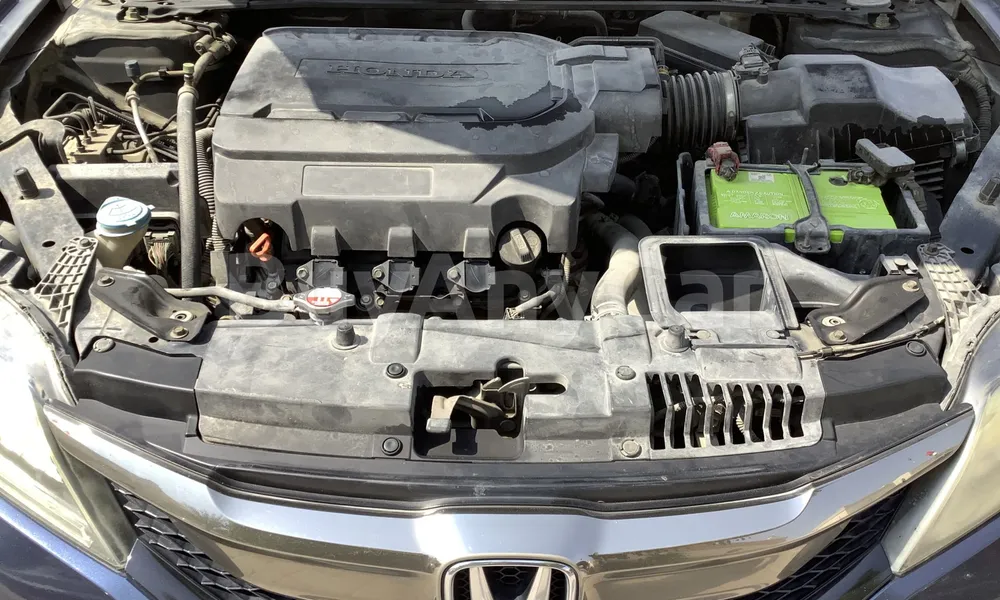 Vehicle photo 6
