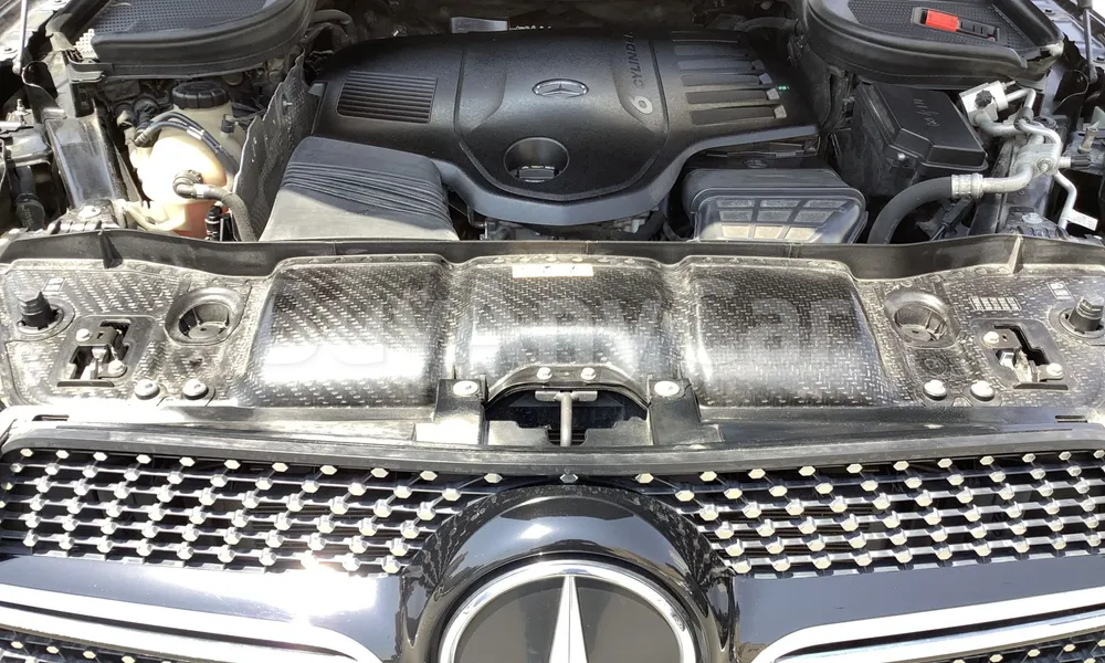 Vehicle photo 6