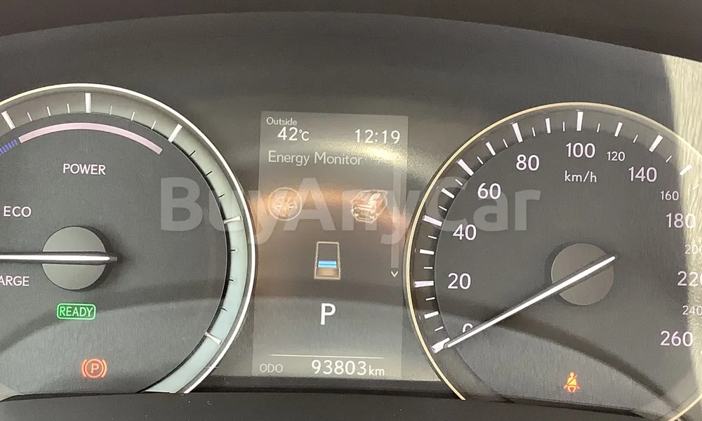 Vehicle photo 8