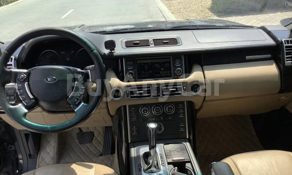 Vehicle photo 9