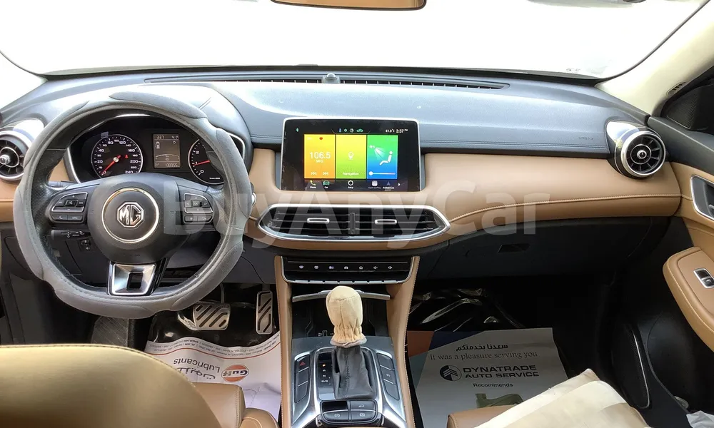 Vehicle photo 7