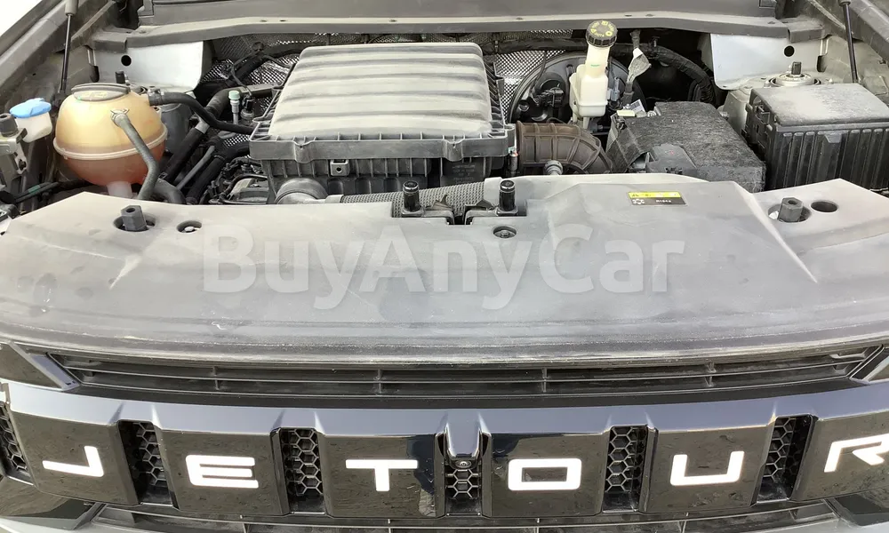 Vehicle photo 6