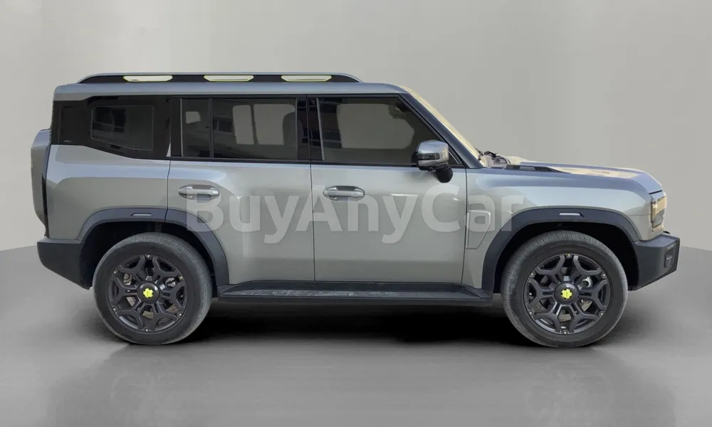 Vehicle photo 3