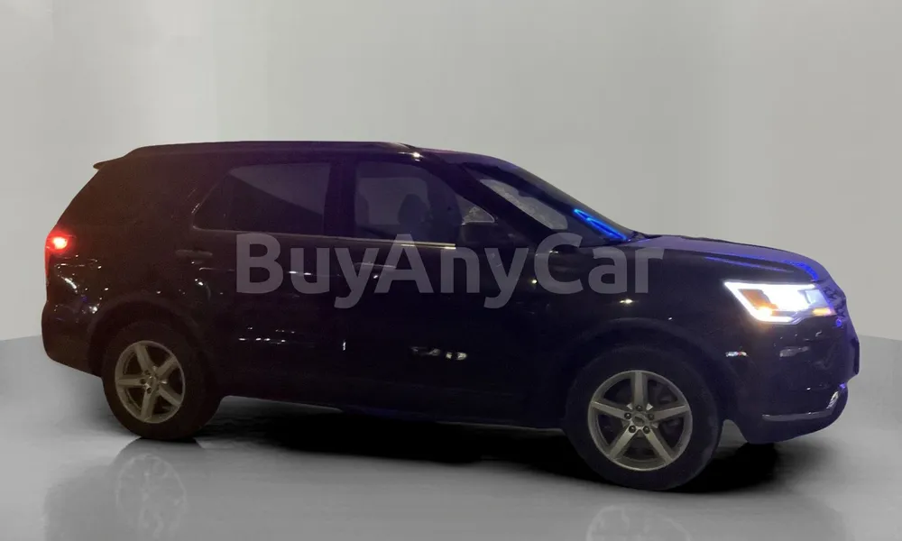 Vehicle photo 3
