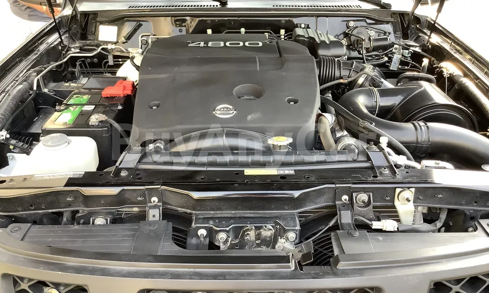 Vehicle photo 6