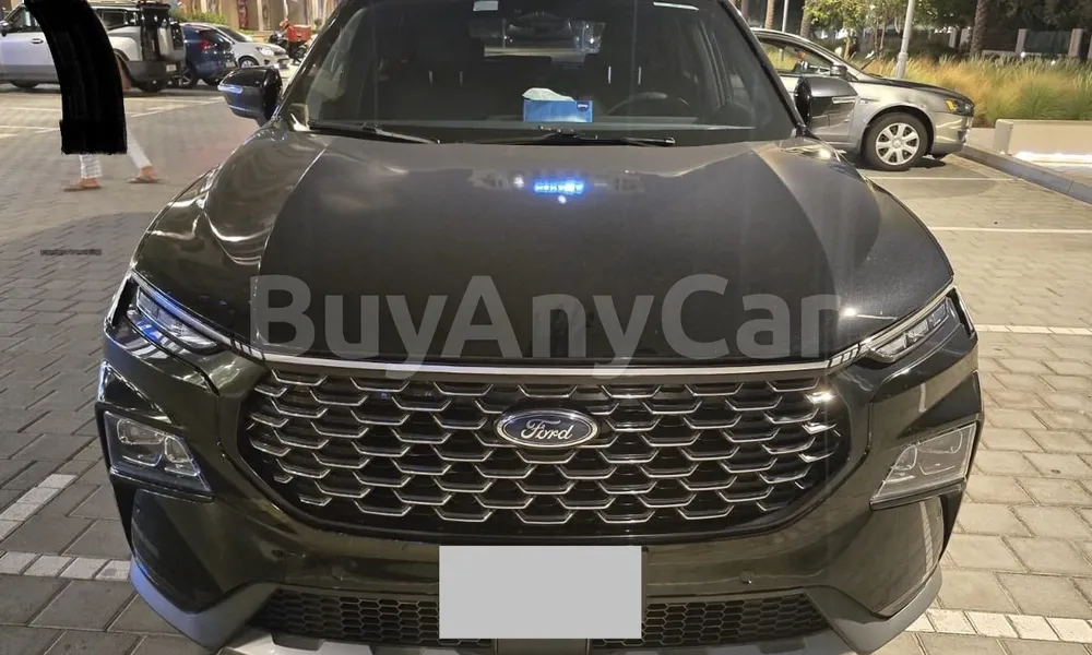 Vehicle photo 1