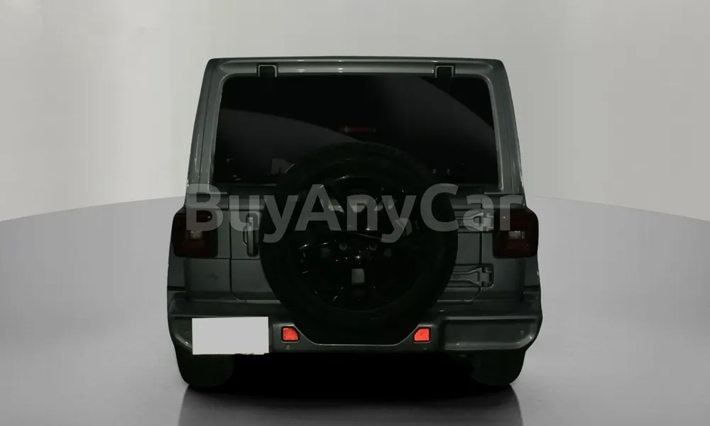 Vehicle photo 2