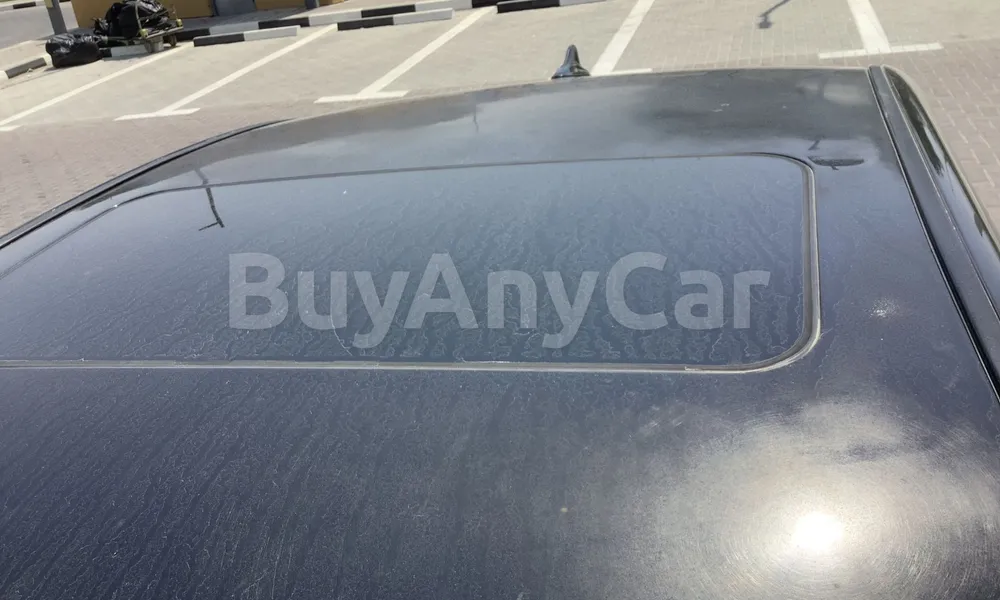 Vehicle photo 8