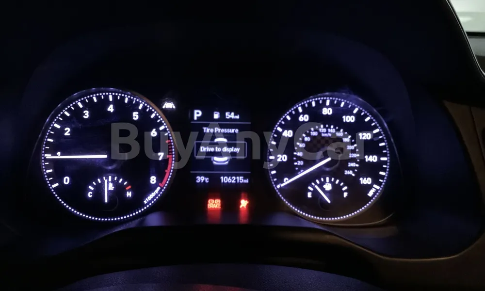 Vehicle photo 9