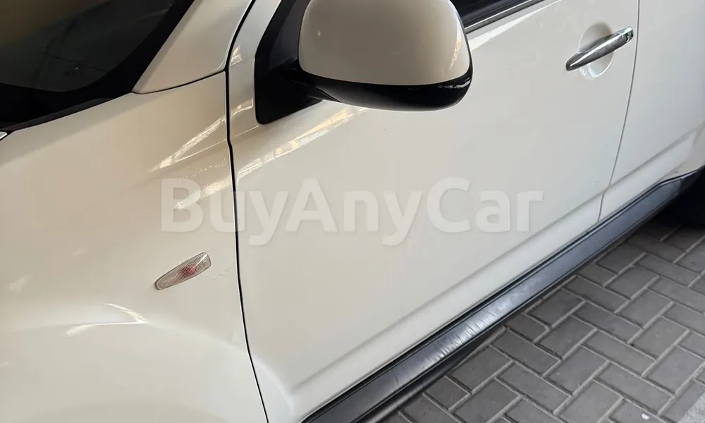 Vehicle photo 4