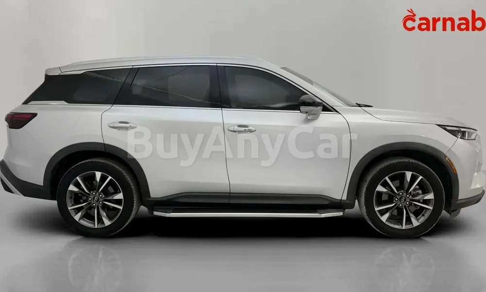 Vehicle photo 3