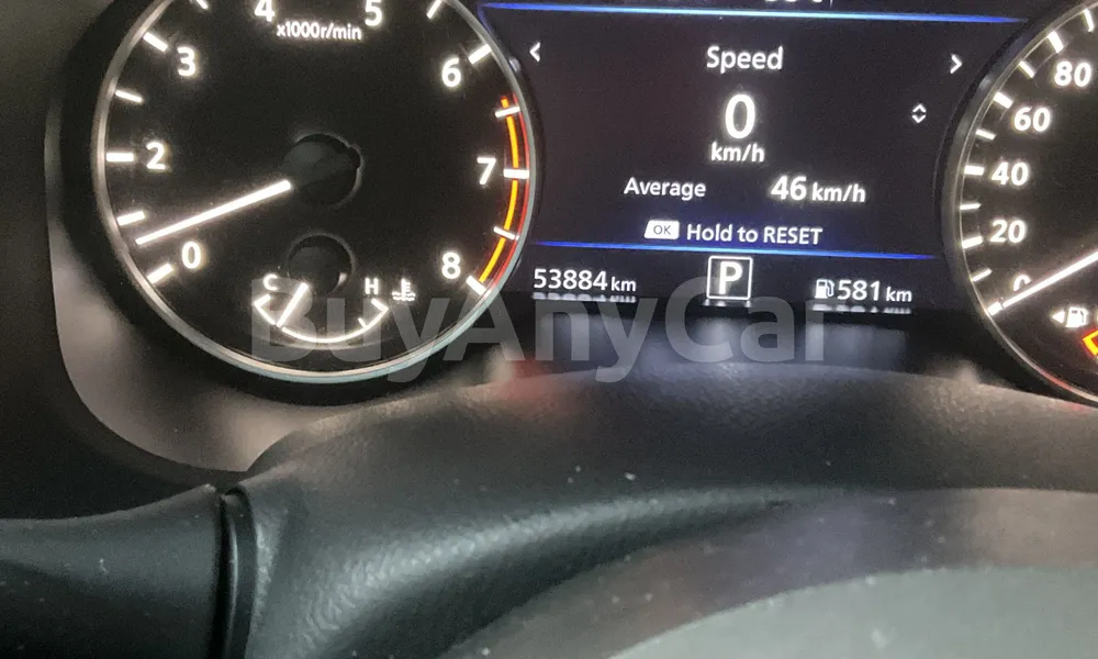 Vehicle photo 7