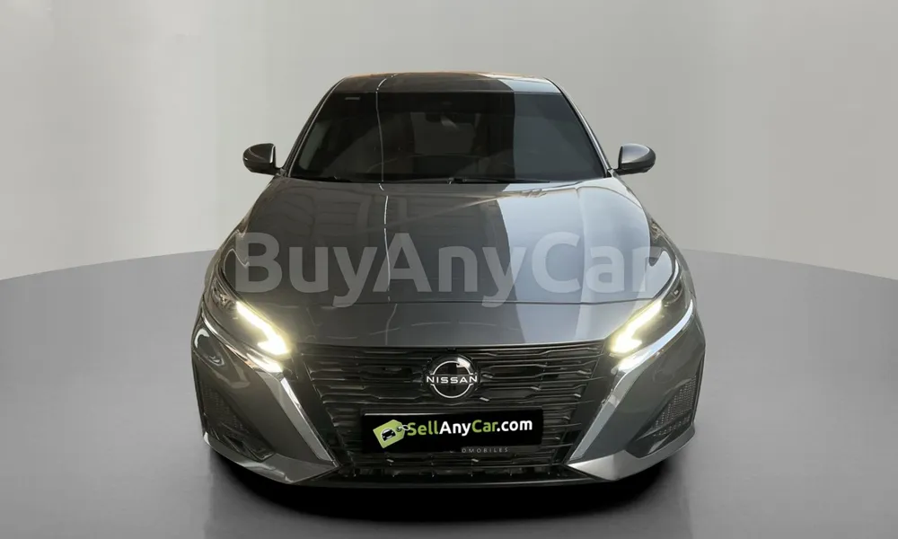 Vehicle photo 1