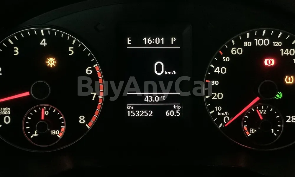 Vehicle photo 5